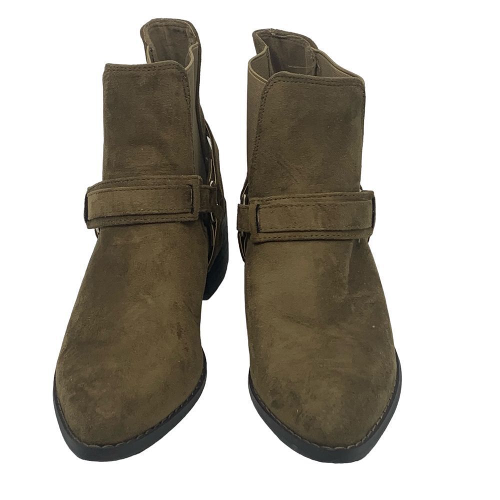 Forever 21 Women's Olive Green Suede‎ Ankle Harness Boots Western Size 5.5 READ